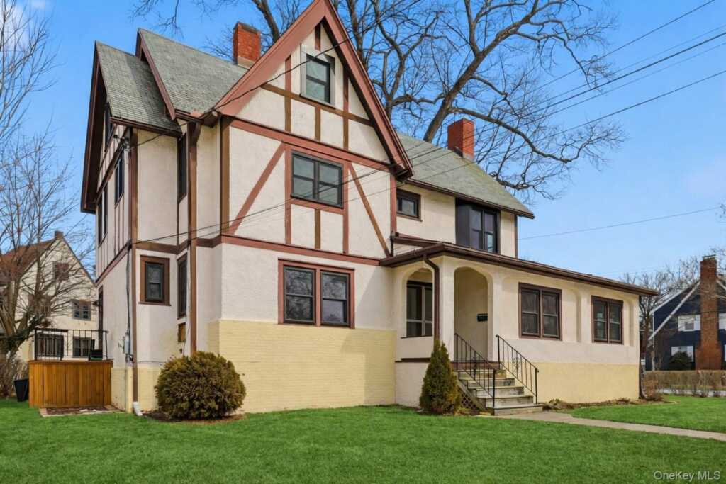 25 Midland Avenue, White Plains, NY 10606 - Photo 27 of 40