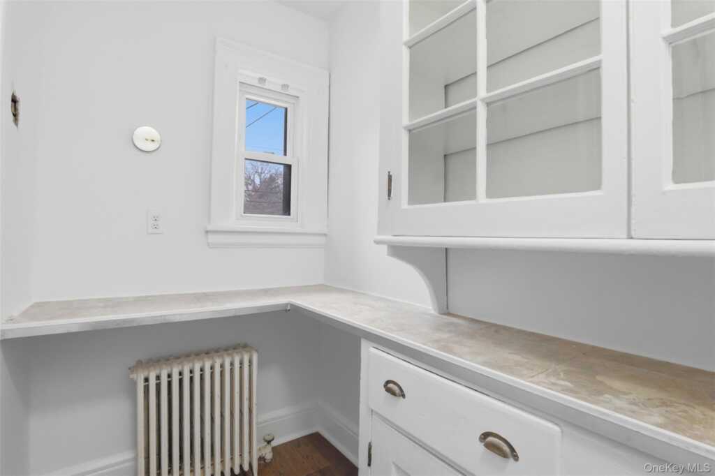 25 Midland Avenue, White Plains, NY 10606 - Photo 7 of 40