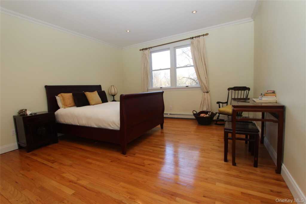 445 Grace Church Street, Rye, NY 10580 - Photo 13 of 20