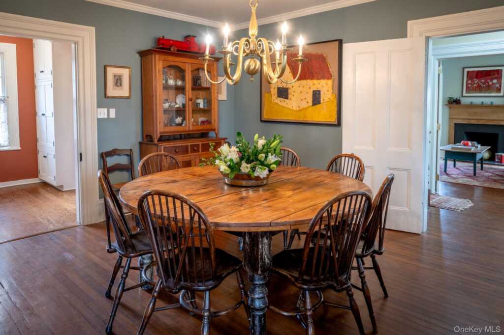 23 Clinton Avenue, Nyack, NY 10960 - Photo 10 of 44