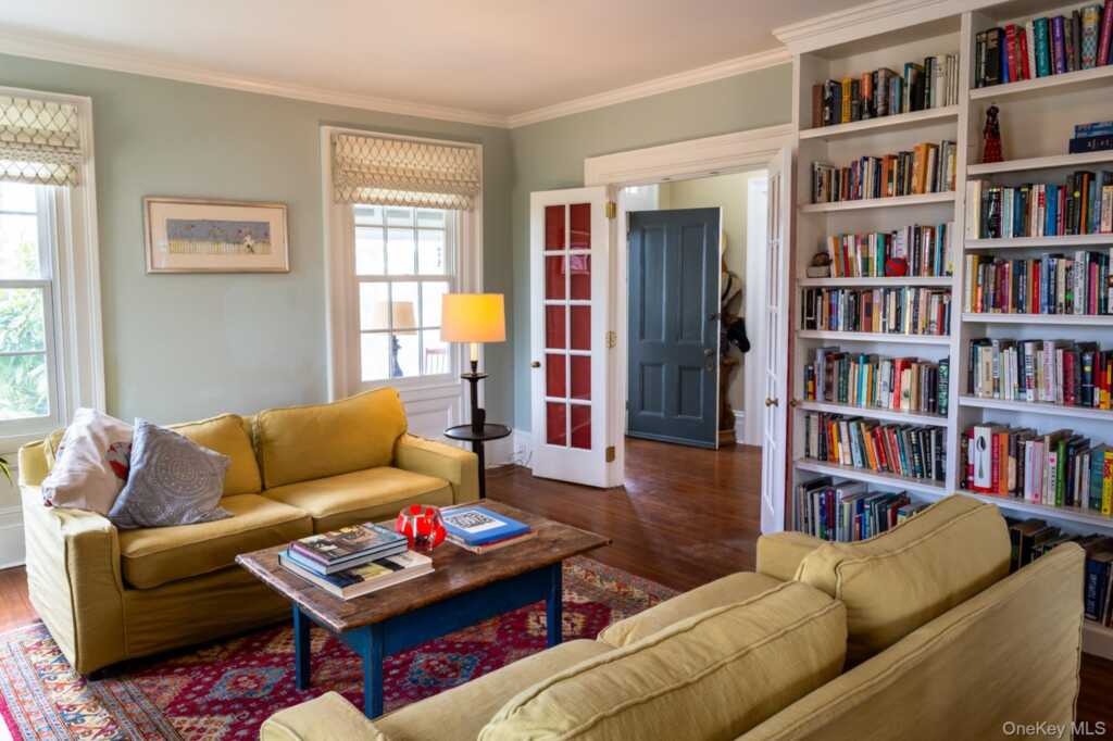 23 Clinton Avenue, Nyack, NY 10960 - Photo 12 of 44