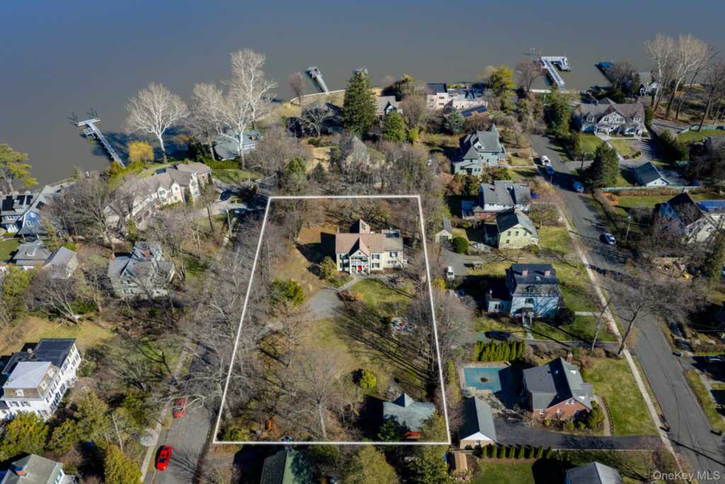 23 Clinton Avenue, Nyack, NY 10960 - Photo 41 of 44