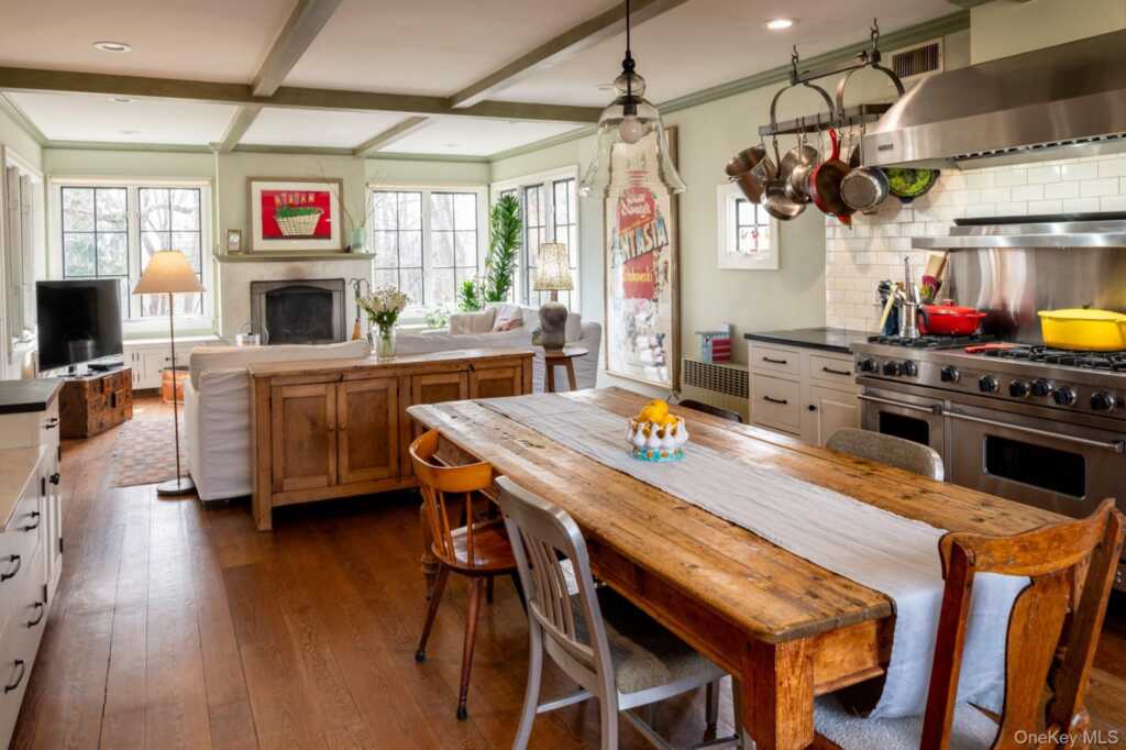 23 Clinton Avenue, Nyack, NY 10960 - Photo 6 of 44