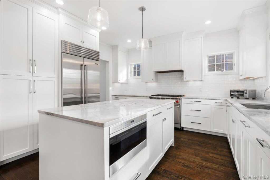 40 Wainwright Street, Rye, NY 10580 - Photo 11 of 38