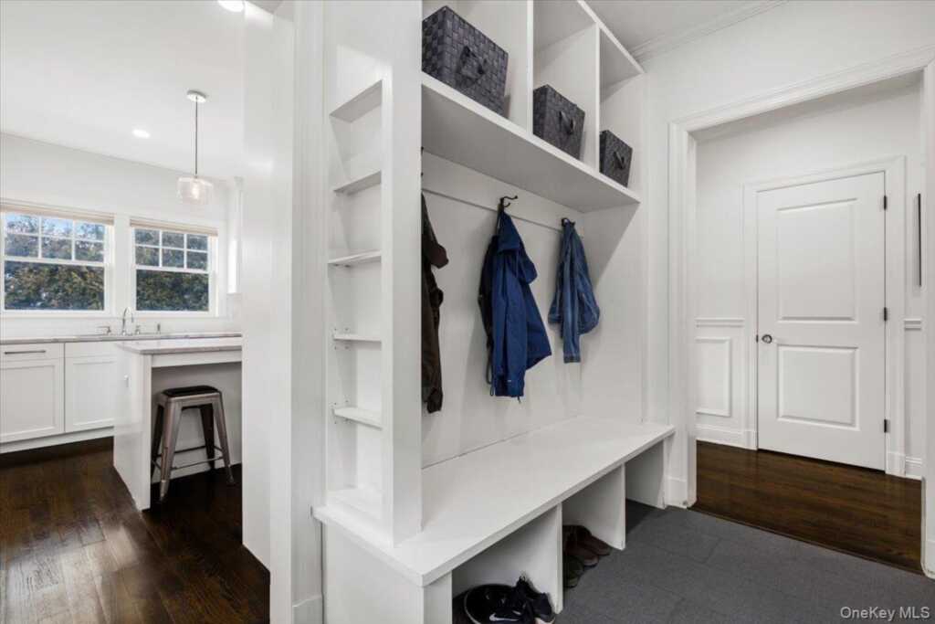 40 Wainwright Street, Rye, NY 10580 - Photo 15 of 38