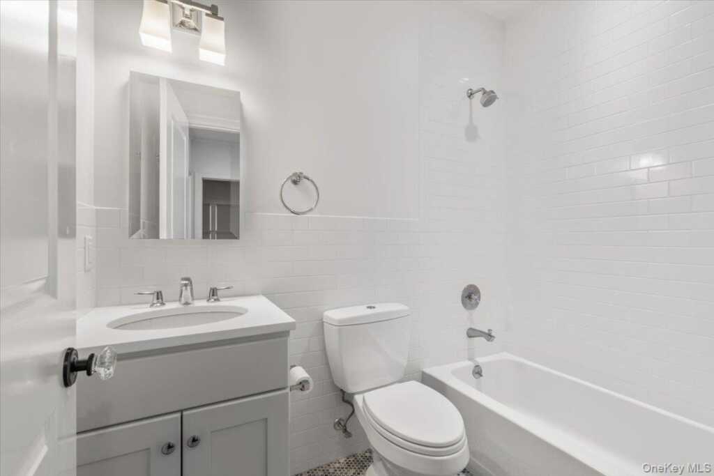 40 Wainwright Street, Rye, NY 10580 - Photo 26 of 38