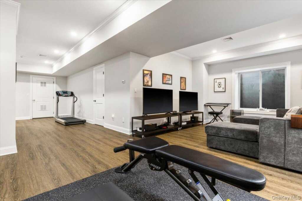 40 Wainwright Street, Rye, NY 10580 - Photo 28 of 38