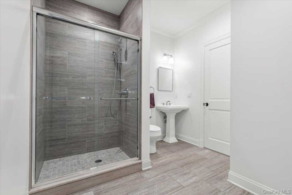 40 Wainwright Street, Rye, NY 10580 - Photo 31 of 38