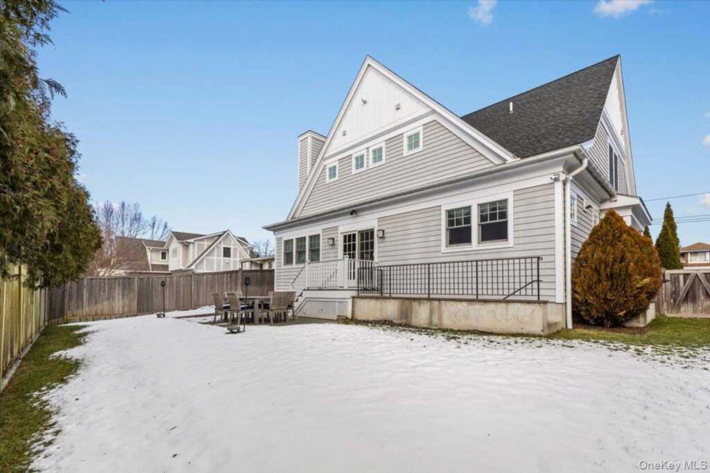 40 Wainwright Street, Rye, NY 10580 - Photo 34 of 38