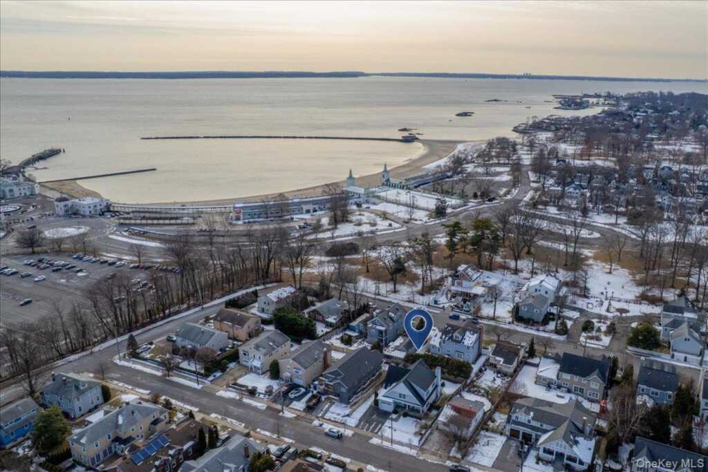 40 Wainwright Street, Rye, NY 10580 - Photo 35 of 38