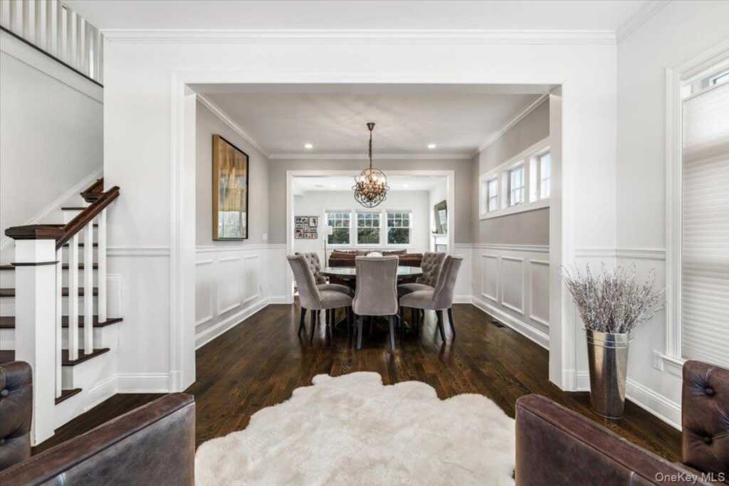 40 Wainwright Street, Rye, NY 10580 - Photo 4 of 38