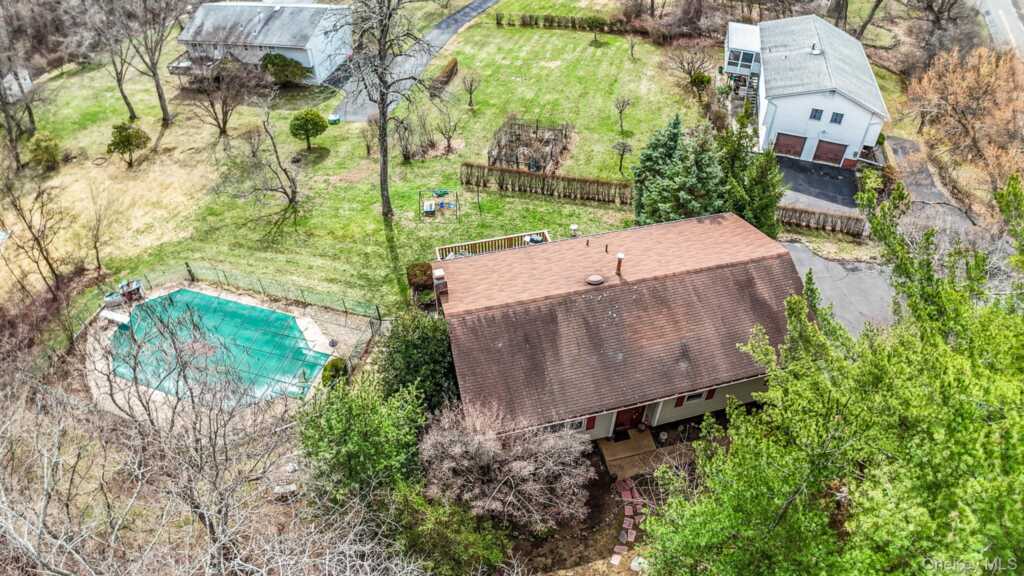 284 Ridge Road, New City, NY 10956 - Photo 28 of 36