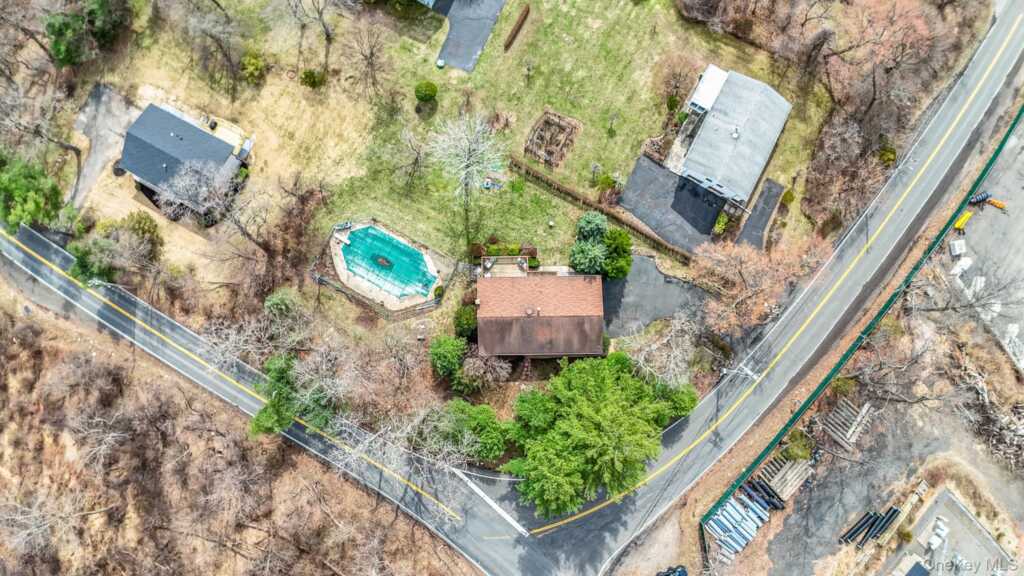 284 Ridge Road, New City, NY 10956 - Photo 30 of 36