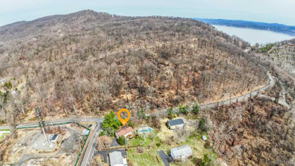 284 Ridge Road, New City, NY 10956 - Photo 33 of 36