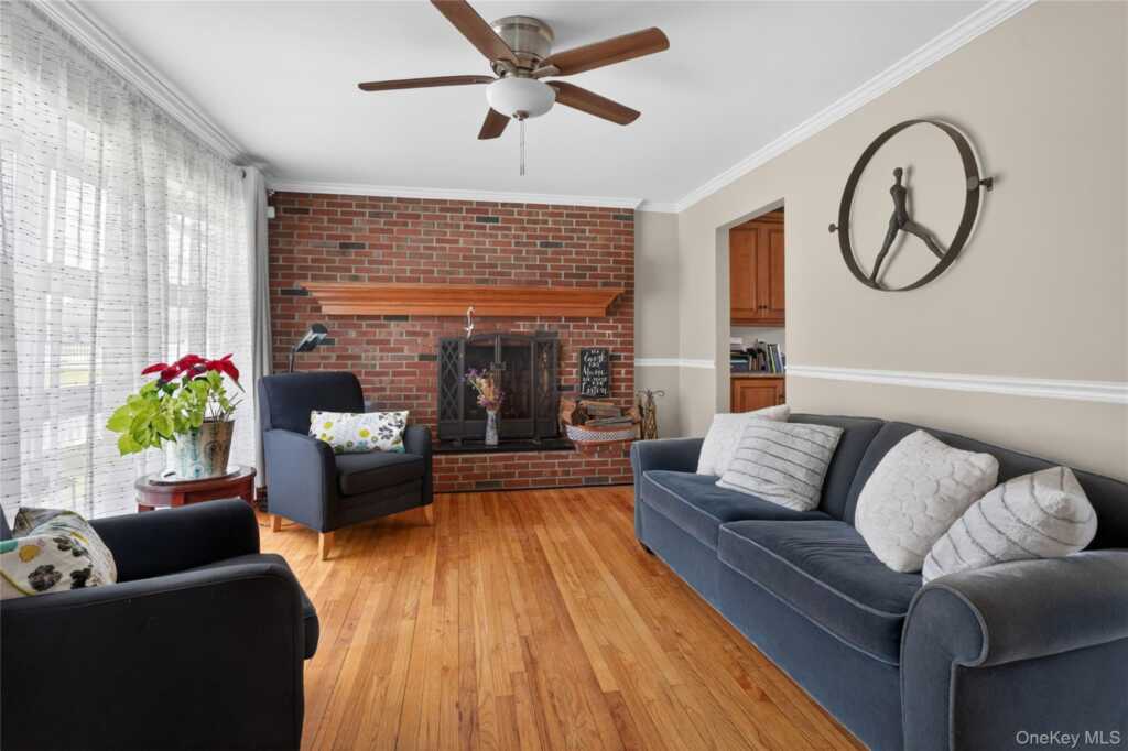 514 Kings Highway, Valley Cottage, NY 10989 - Photo 2 of 27