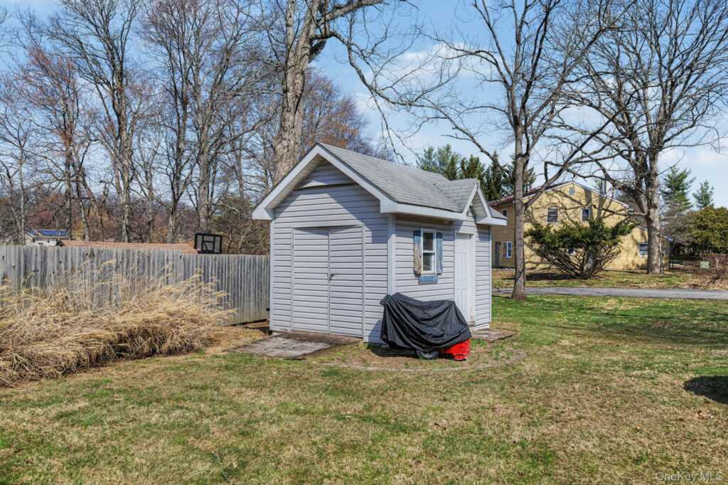 514 Kings Highway, Valley Cottage, NY 10989 - Photo 24 of 27