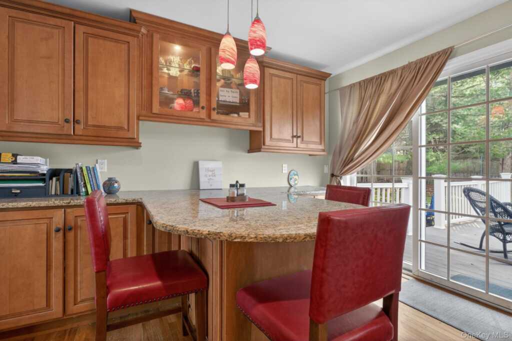 514 Kings Highway, Valley Cottage, NY 10989 - Photo 6 of 27