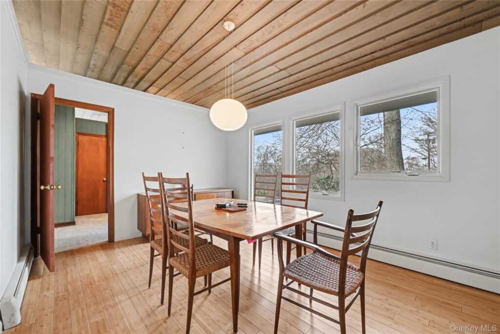 493 Mitchell Drive, Valley Cottage, NY 10989 - Photo 17 of 37