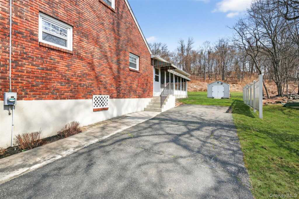 10 Cricketown Road, Stony Point, NY 10980 - Photo 41 of 44