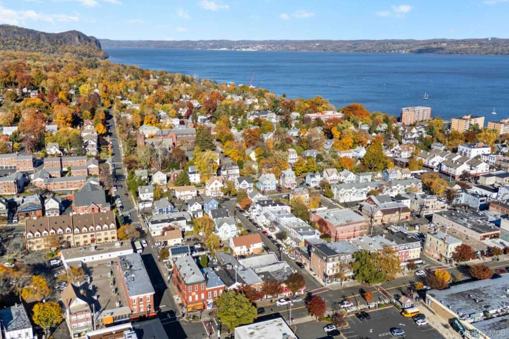 132 Main Street, Unit #A, Nyack, NY 10960 - Photo 17 of 35