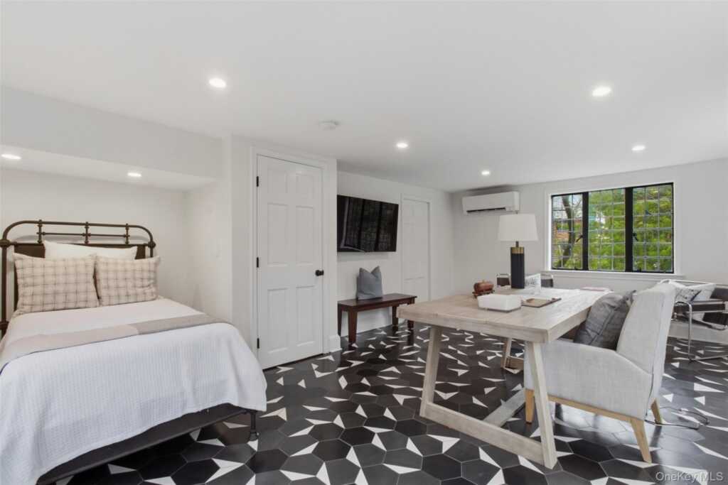 9 Rye Road, Rye, NY 10580 - Photo 20 of 50