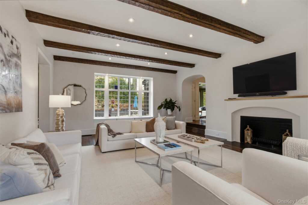 9 Rye Road, Rye, NY 10580 - Photo 6 of 50