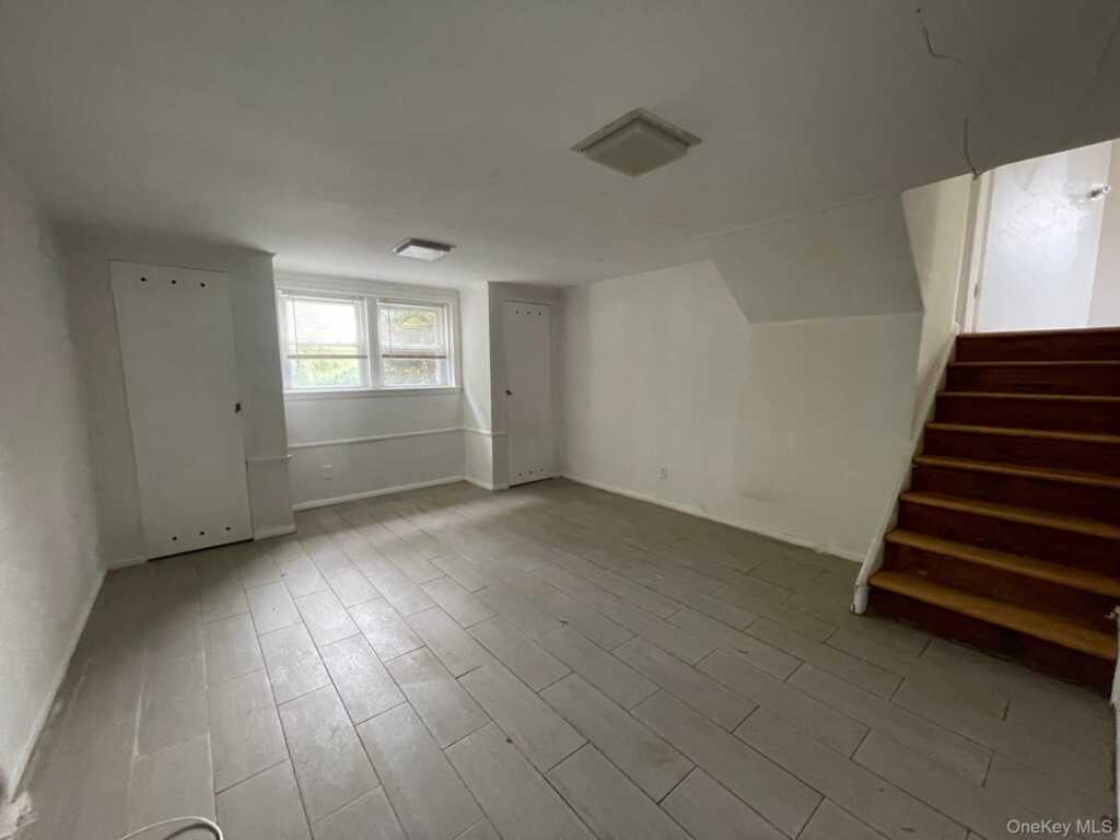 66 Laron Drive, New Rochelle, NY 10804 - Photo 25 of 28