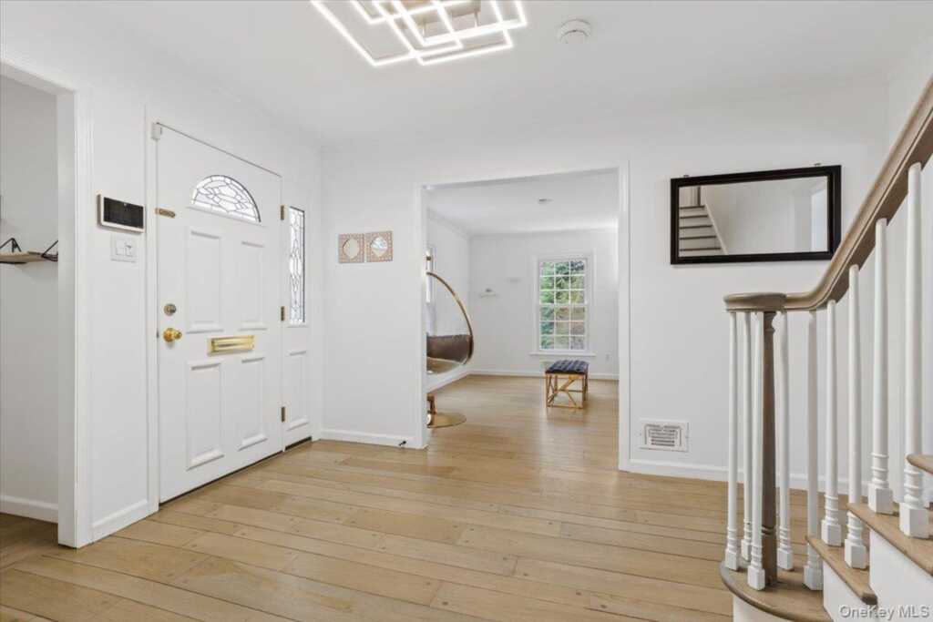 38 Brevoort Lane, Rye, NY 10580 - Photo 8 of 42