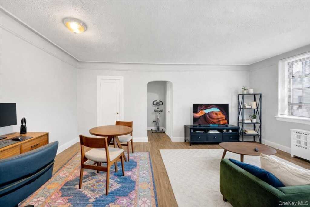 7 Greenridge Avenue, Unit #B8, White Plains, NY 10605 - Photo 6 of 20