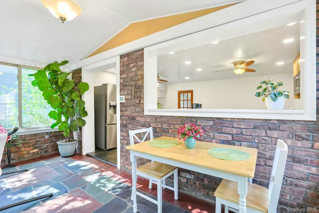 15 Westend Avenue, Nyack, NY 10960 - Photo 4 of 30