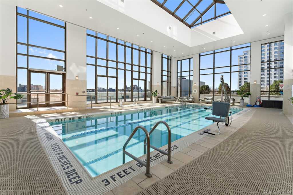 175 Huguenot Street, Unit #1702, New Rochelle, NY 10801 - Photo 15 of 20