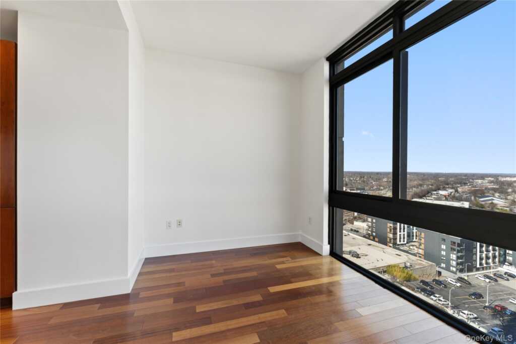 175 Huguenot Street, Unit #1702, New Rochelle, NY 10801 - Photo 4 of 20