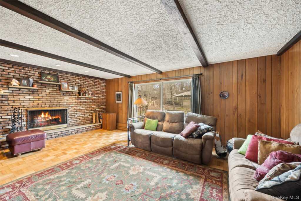 13 Beaumont Drive, New City, NY 10956 - Photo 11 of 23