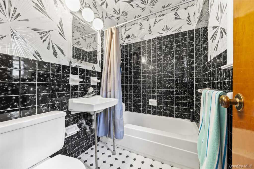 13 Beaumont Drive, New City, NY 10956 - Photo 12 of 23