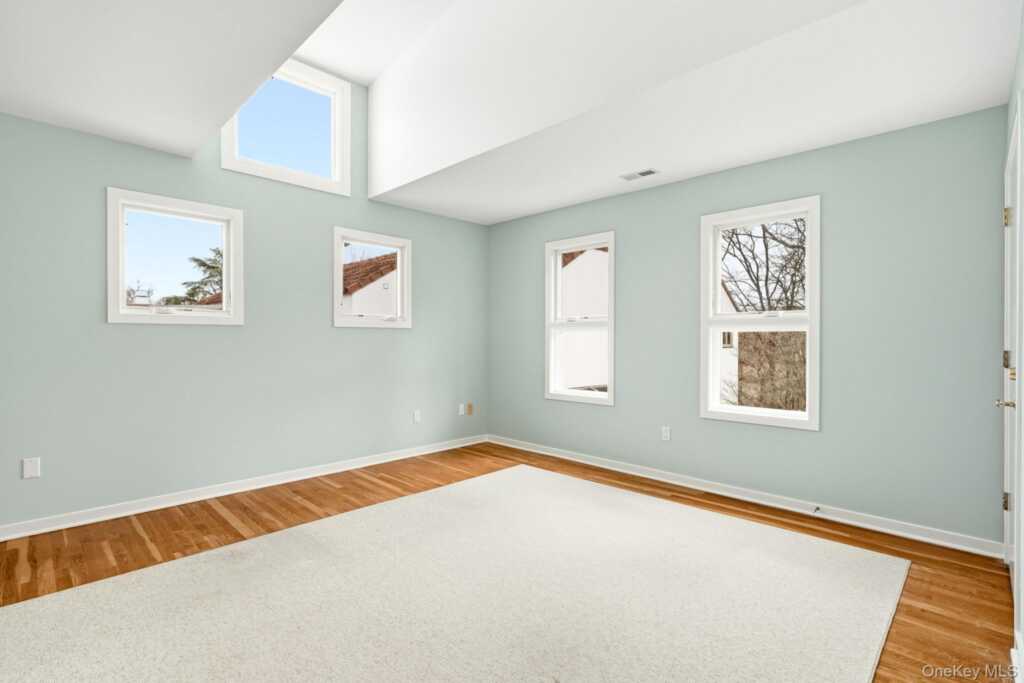 13 Kassel Court, Rye, NY 10543 - Photo 27 of 33