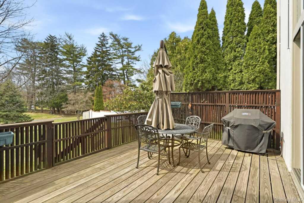 13 Kassel Court, Rye, NY 10543 - Photo 30 of 33