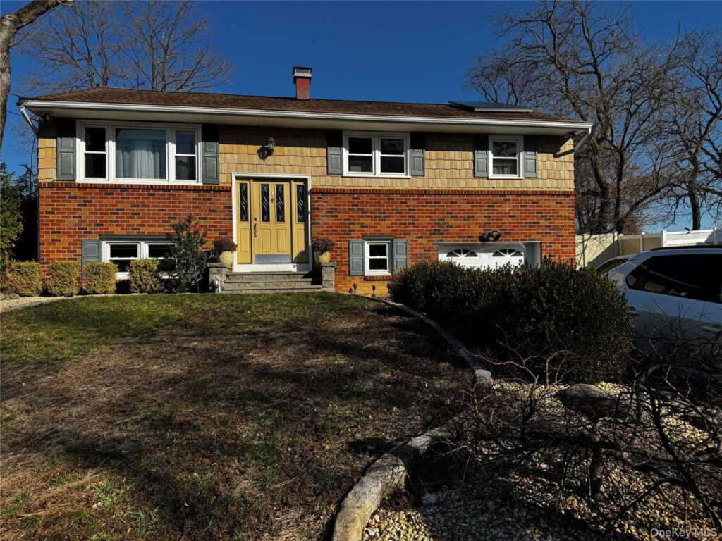 39 Sengstacken Drive, Stony Point, NY 10980