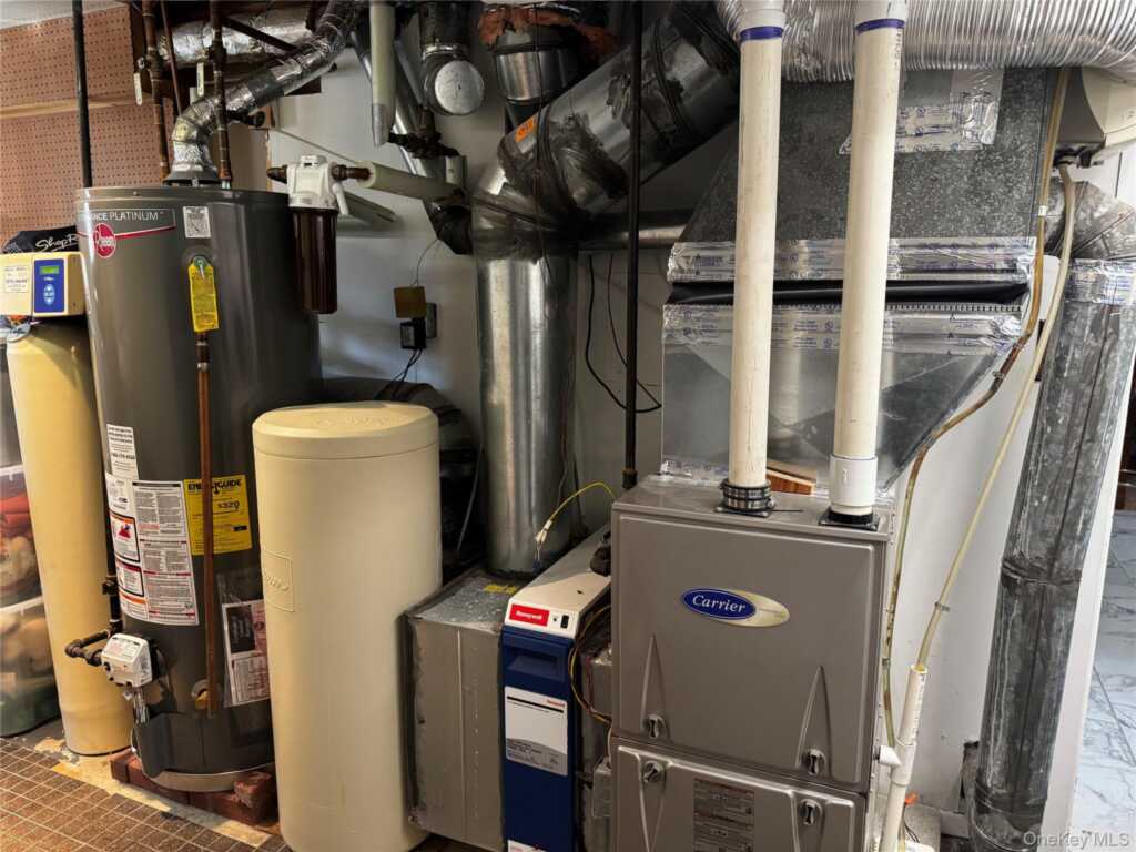 39 Sengstacken Drive, Stony Point, NY 10980 - Photo 18 of 24