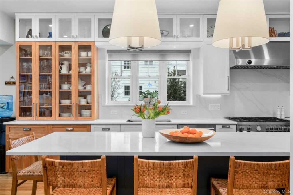 80 Forest Avenue, New Rochelle, NY 10804 - Photo 16 of 49