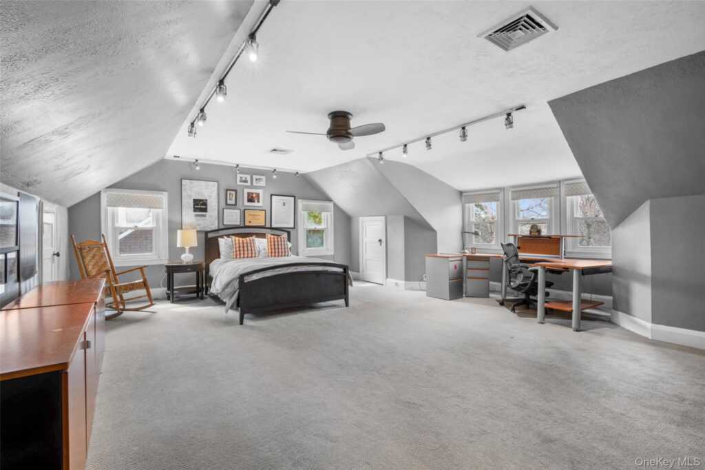 80 Forest Avenue, New Rochelle, NY 10804 - Photo 33 of 49