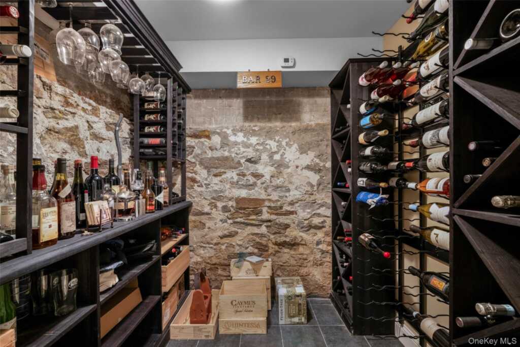 80 Forest Avenue, New Rochelle, NY 10804 - Photo 36 of 49