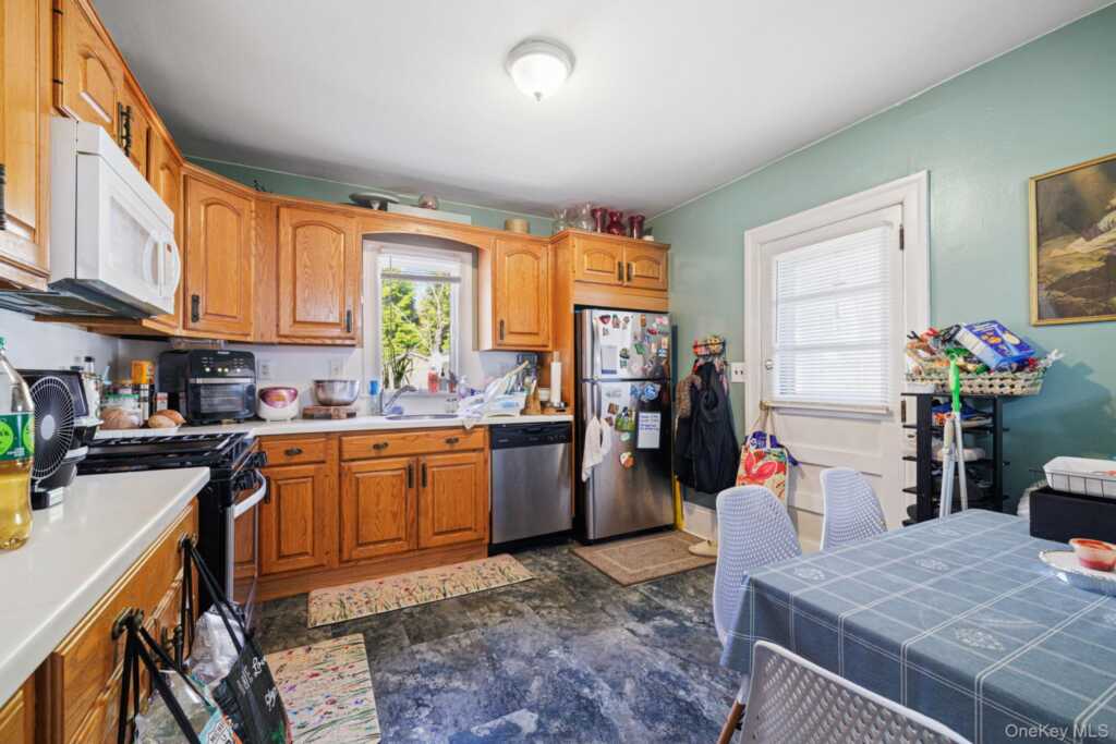 60 W Catherine Street, Nyack, NY 10960 - Photo 17 of 50