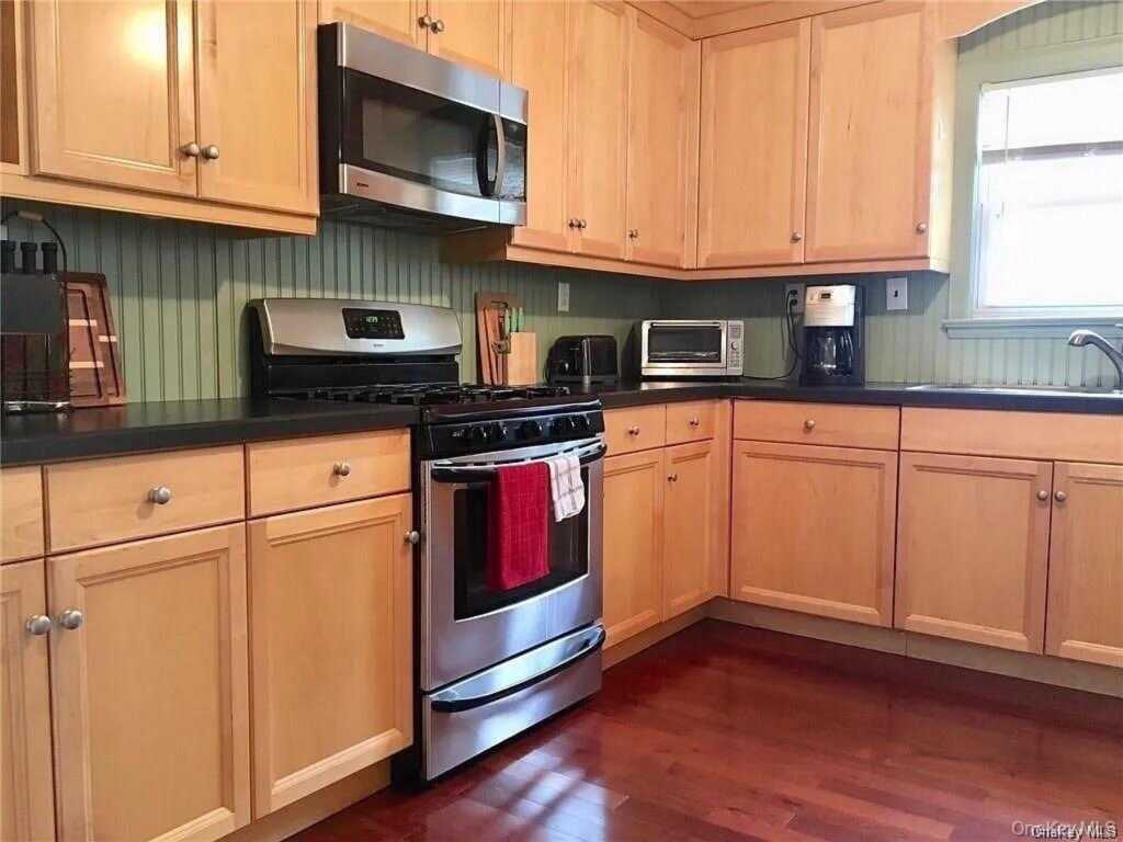 60 W Catherine Street, Nyack, NY 10960 - Photo 29 of 50