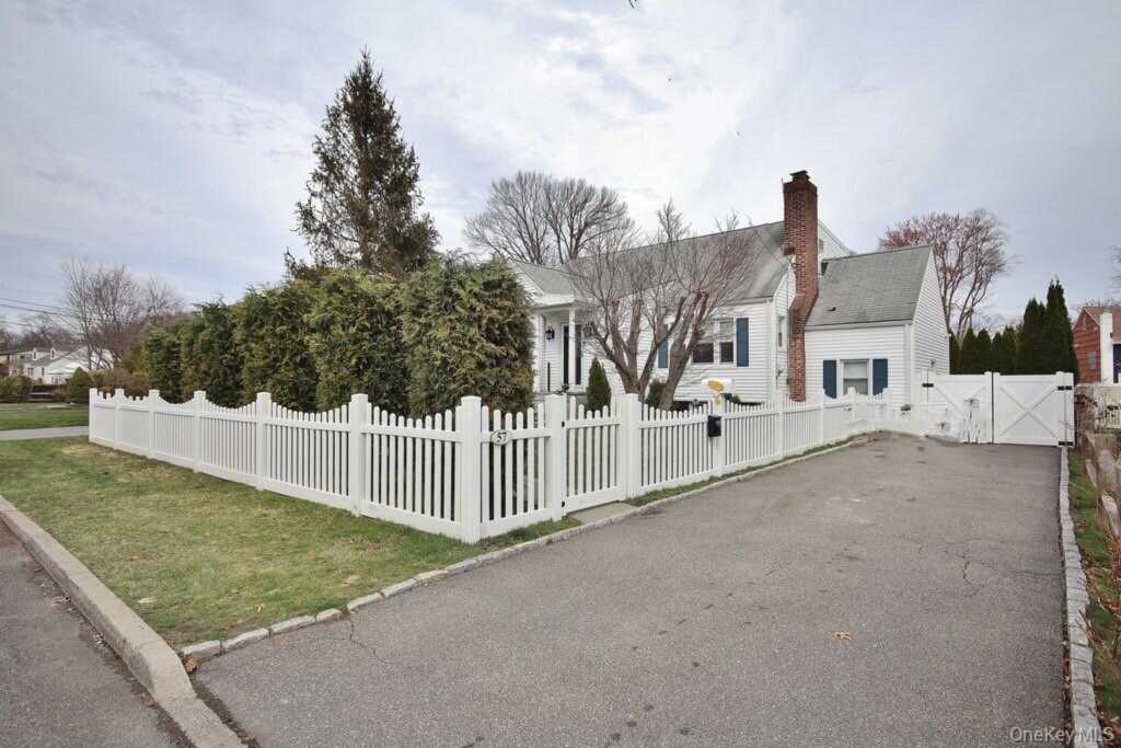 57 Haines Boulevard, Rye, NY 10573 - Photo 36 of 36