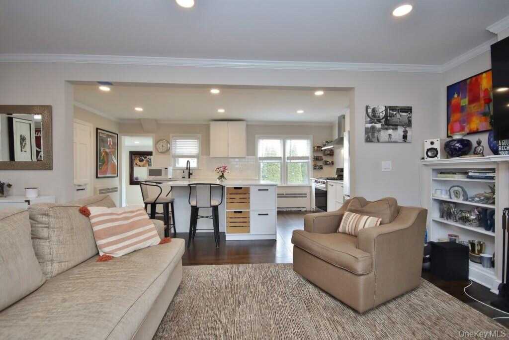 57 Haines Boulevard, Rye, NY 10573 - Photo 4 of 36