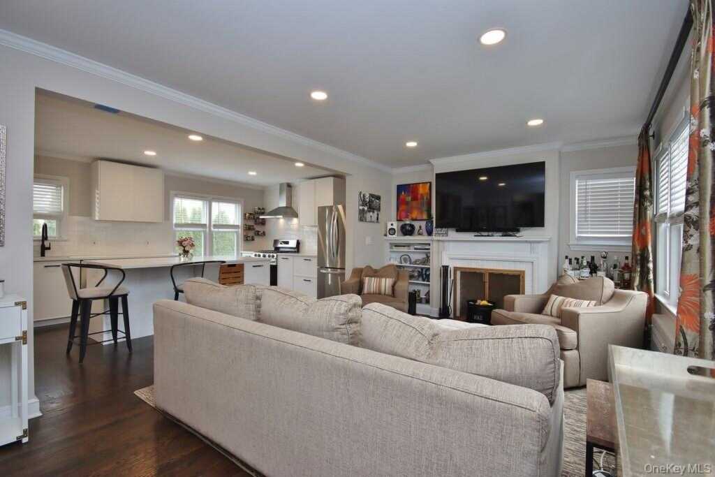 57 Haines Boulevard, Rye, NY 10573 - Photo 5 of 36