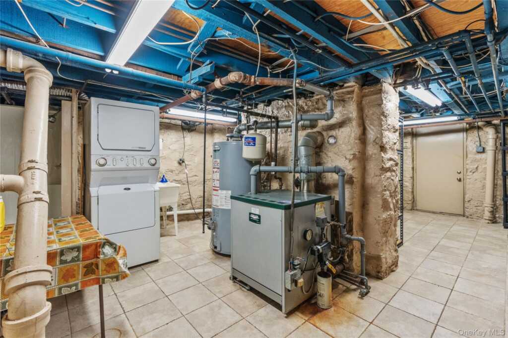 103 Petersville Road, New Rochelle, NY 10801 - Photo 21 of 27