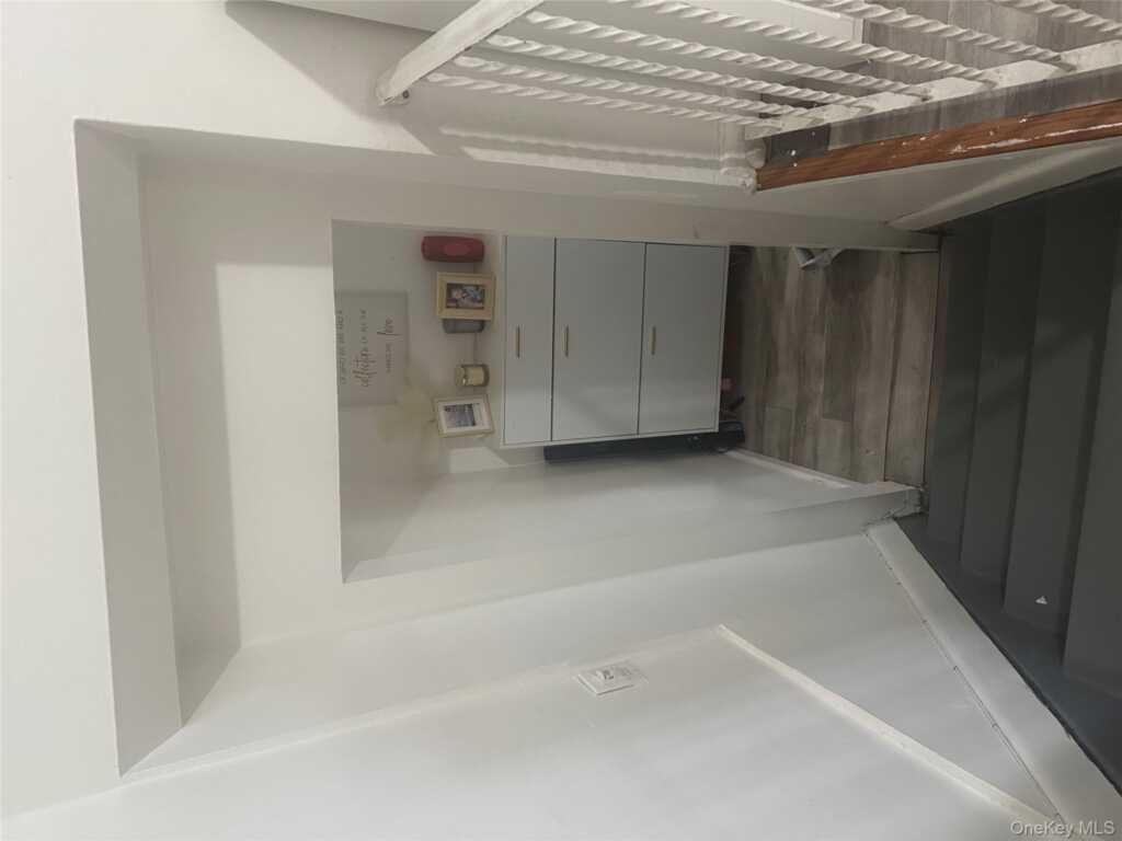 21 Drake Avenue, New Rochelle, NY 10805 - Photo 16 of 18