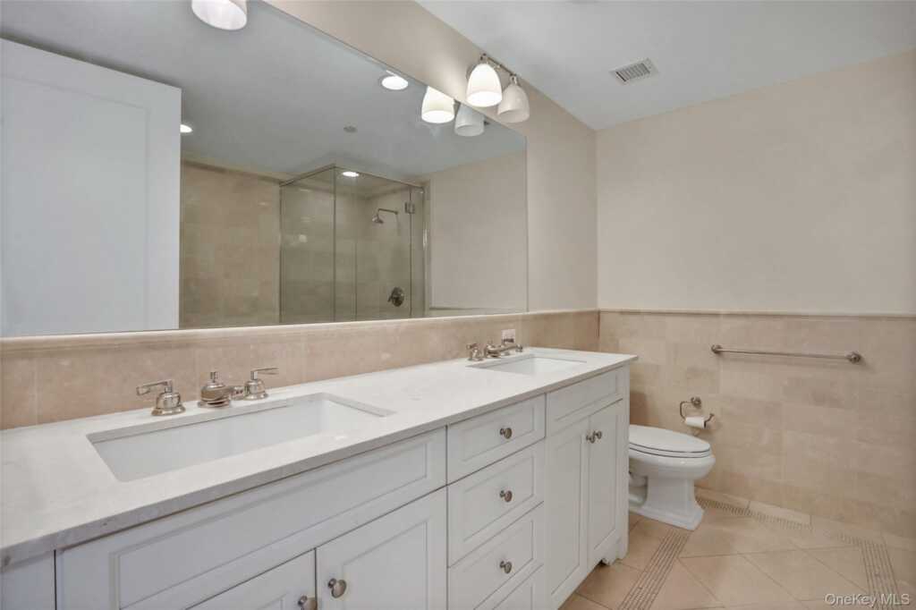 10 City Place, Unit #28F, White Plains, NY 10601 - Photo 20 of 23