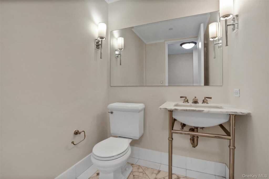 10 City Place, Unit #28F, White Plains, NY 10601 - Photo 4 of 23